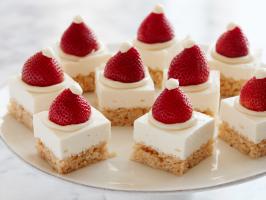Santa Hat Cheesecakes