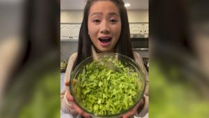 Viv Tries Green Goddess Dip
