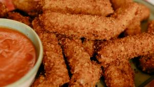 Fried Mozzarella Sticks